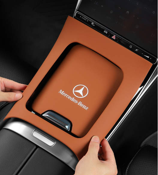 22 To 24 Mercedes-Benz  Central Control Panel Interior