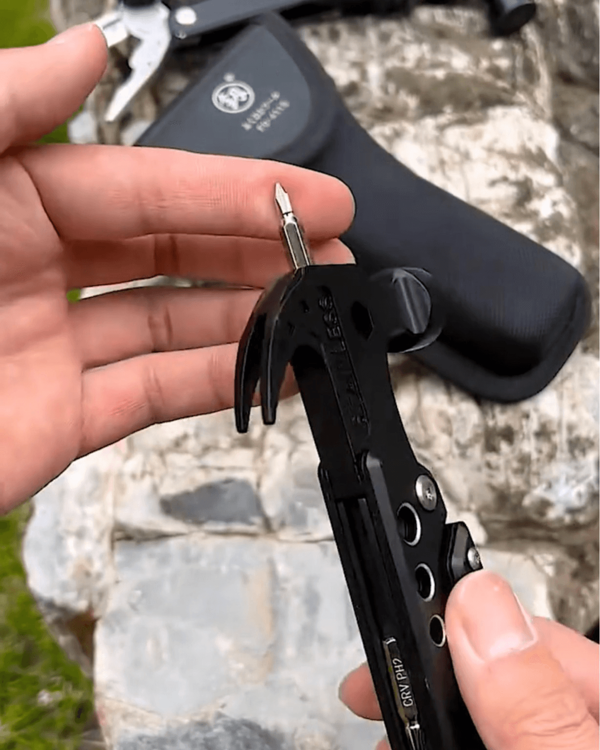 All-in-one tool Multifunctional hammer Outdoor tool all-in-one-tool-multifunctional-hammer-outdoor-tool-auto-parts-2