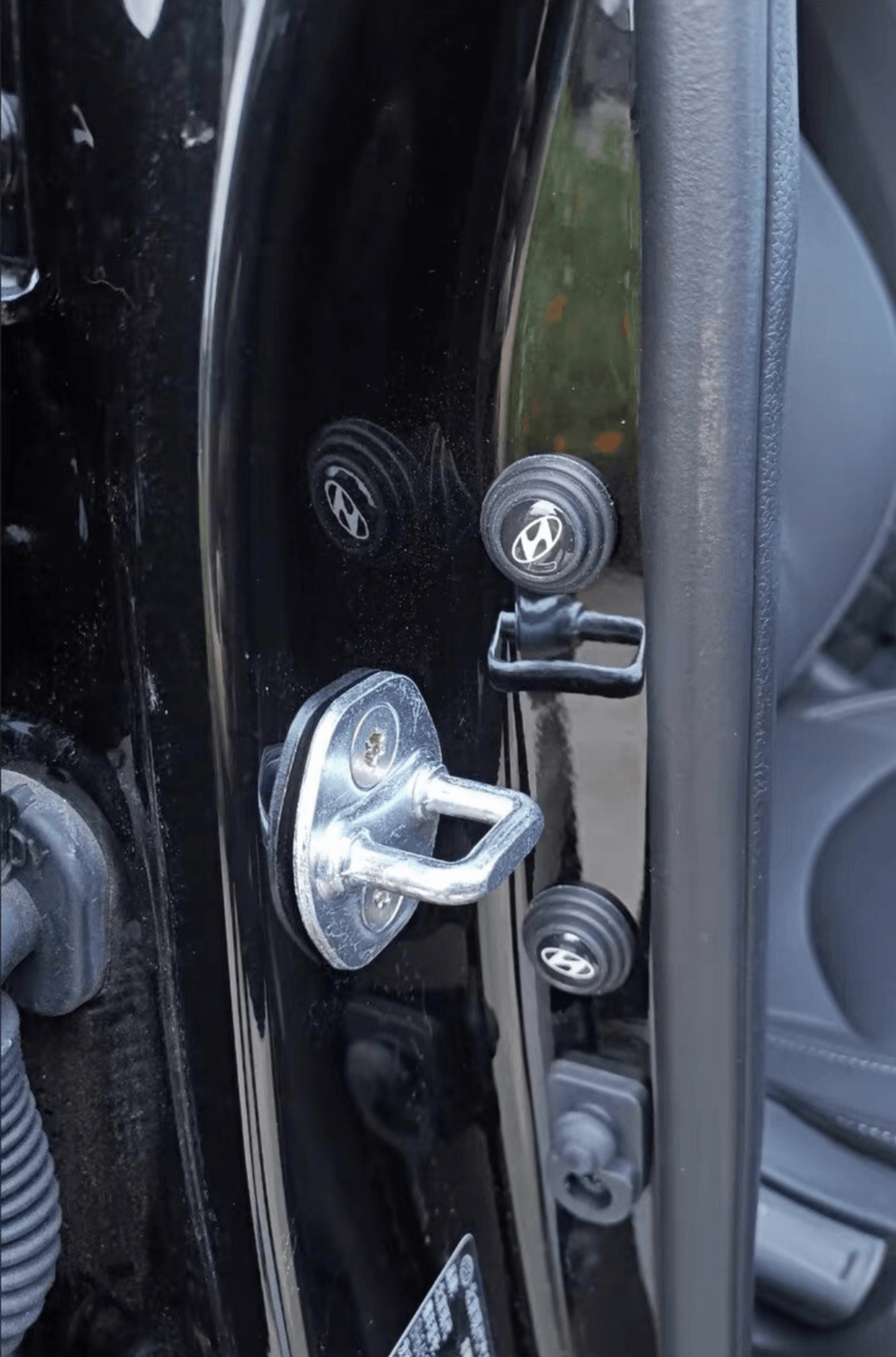 Auto Parts™ Door Anti-Shocker 12PCS - Auto Parts England 𝐂𝐚𝐫𝟒𝐏𝐚𝐫𝐭𝐬 www.cars4part.com United Kingdom SD11011312119532-8 20.00