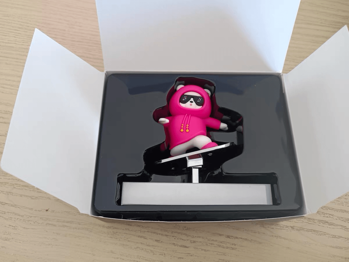 Moving Bear Dashboard Decoration Car Cartoon moving-bear-dashboard-decoration-car-cartoon-auto-parts-9